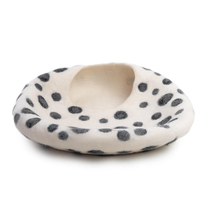 Petarta Wool Cat Cave – Premium Handmade Merino Wool Felt Bed for Indoor Cats & Kittens, Snow Leopard